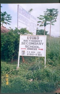 File:SignPostAtMethodistSecondarySchool-NewSite.jpg
